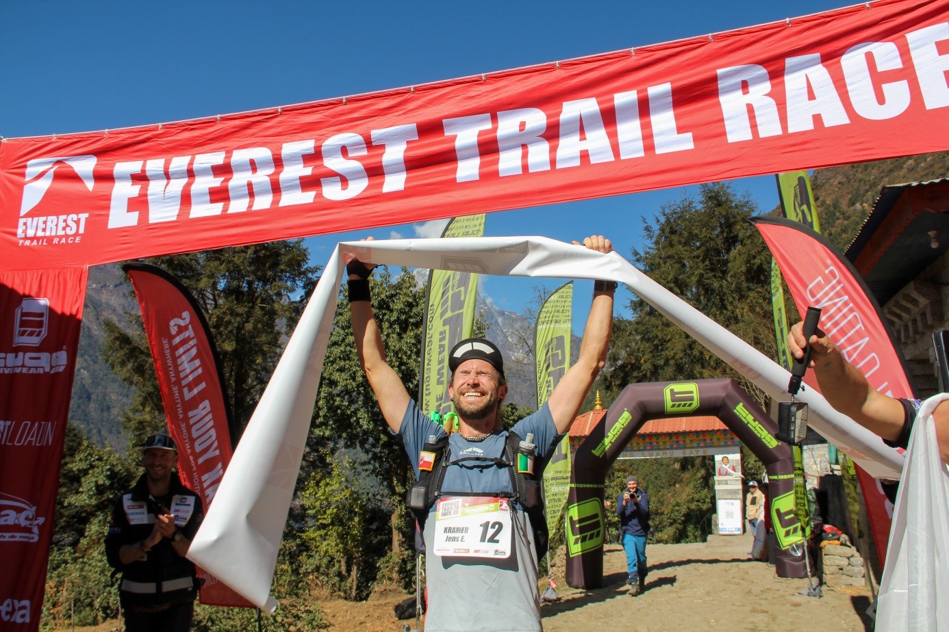 Everest Trail Race 3 fitworldline FitLine Independent Distributor Everest Trail Race 3